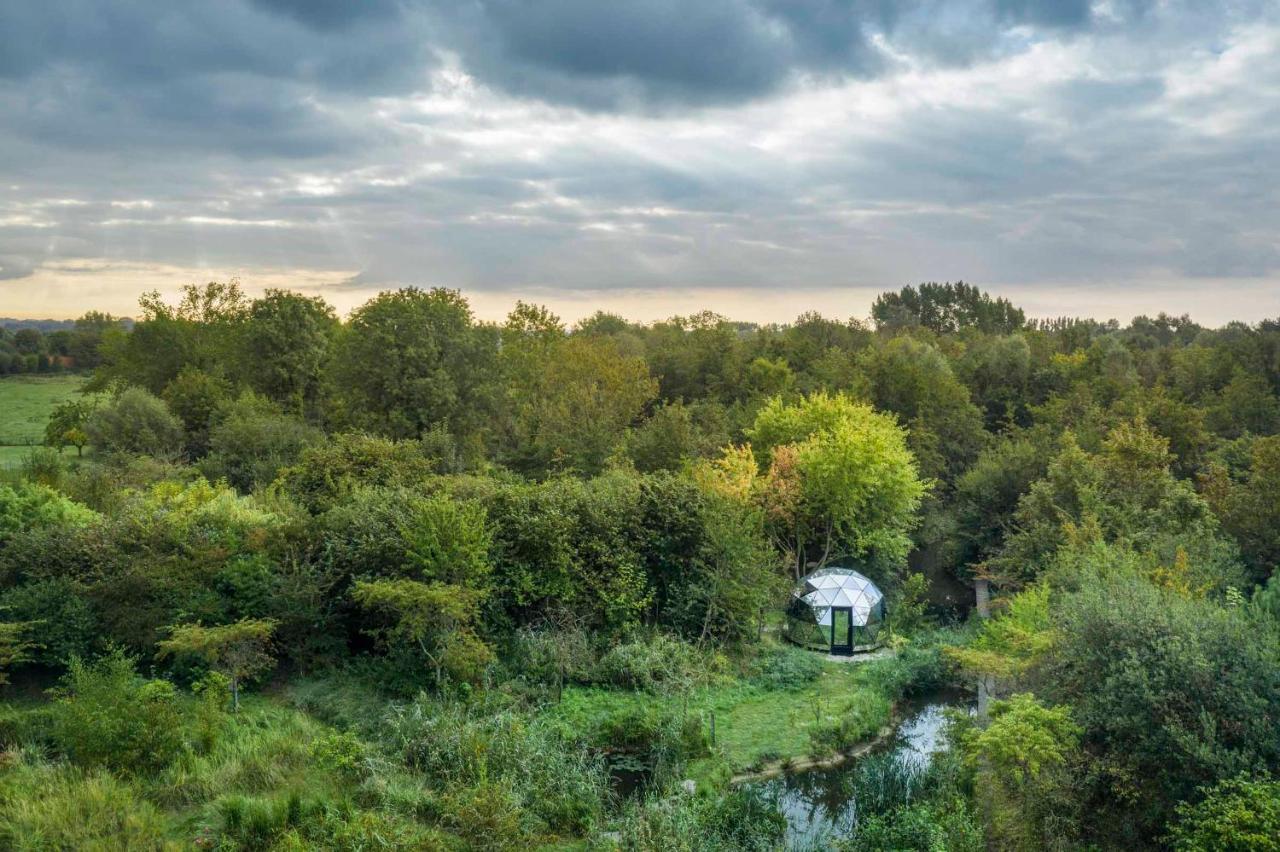 Ecolodge Le Bruit De L'Eau Saint-Quentin-en-Tourmont Luaran gambar